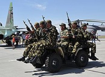 Россия вооружит Киргизию и Таджикистан, чтобы там не закрепились американцы