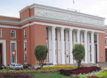 Парламент Таджикистана приступил к изучению параметров госбюджета на 2014 год