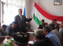 Общество узбеков Таджикистана поддержало Эмомали Рахмона, как кандидата в президенты