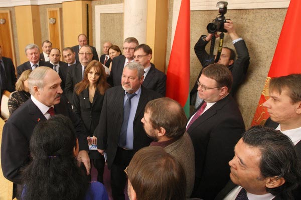 А. Лукашенко: «Вопрос укрепления границы Таджикистана должен найти отражение в решениях СНГ»