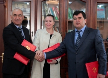Миграционная служба, МОМ и «Таджик Эйр» договорились о сотрудничестве в сфере трудовой миграции