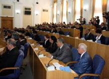 Депутаты Таджикистана незаконно перервали свою работу