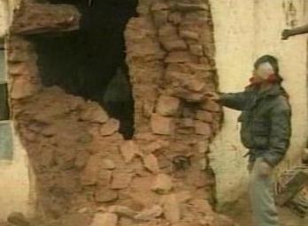 Таджикские власти продолжают оказывать помощь пострадавшим от землетрясения