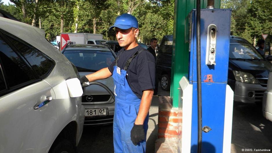 Почему в Таджикистане самое дорогое топливо в Центральной Азии