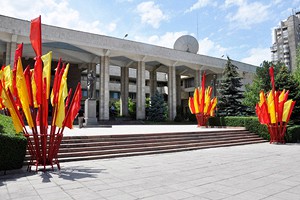 Преподаватели Таджикистана пройдут обучение в Кыргызско-Российском славянском университете