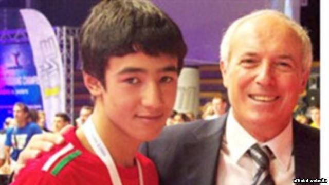 Алишер Ахмадов стал чемпионом мира по кикбоксингу