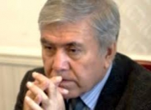 Экономист Умаров считает, что президенту нужно показать, кто истинный преступник в Таджикистане