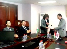 Таджикское статагентство получило компьютерное оборудование