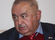 Шабдолов: Отвод войск - единственно разумное решение Кыргызстана и Таджикистана
