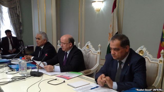 Уровень коррупции в Таджикистане будут обсуждать в Париже