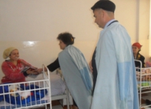 Представители НДПТ в дни празднования Навруза посетили свыше 1 тыс. больных в столице