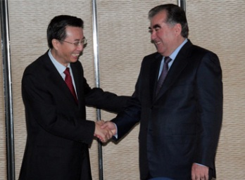 Таджикистан и национальная нефтяная компания КНР подписали «регулирующее» соглашение