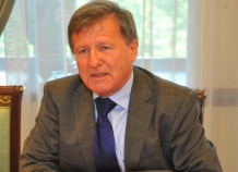 Спецпосланник Евросоюза Янош Херман завершил свой визит в Таджикистан