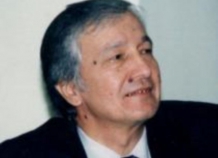 Кем является призывающий бомбить Рогун узбекский ученый?