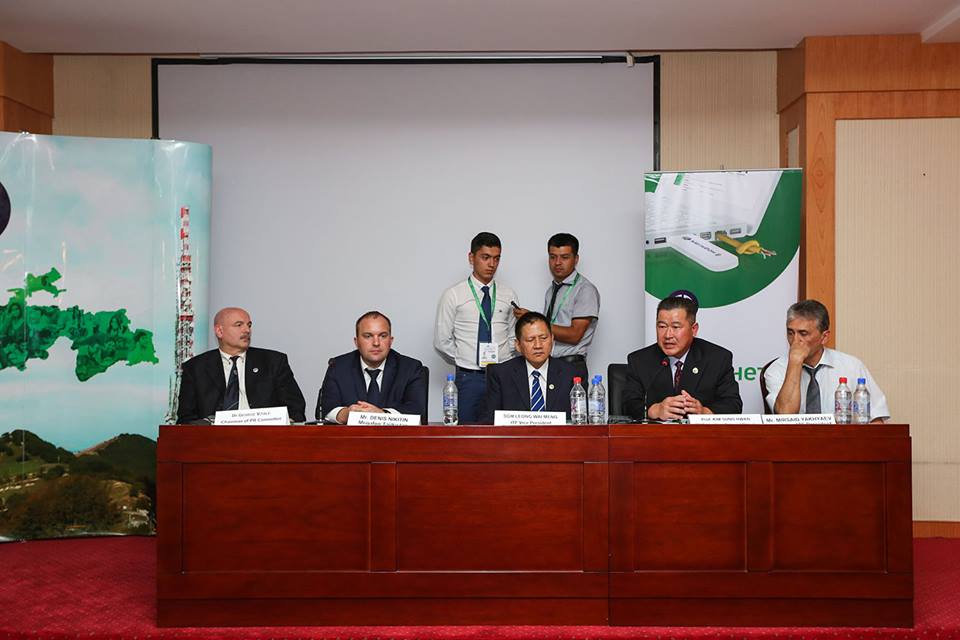 В Таджикистане стартовал Чемпионат мира по таэквондо
