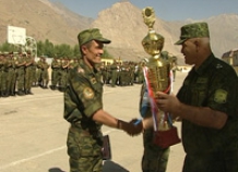 Солдаты и офицеры хорогского гарнизона поборолись за Кубок министра обороны Таджикистана