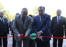 Президент Таджикистана в Чкаловске открыл современную гостиницу