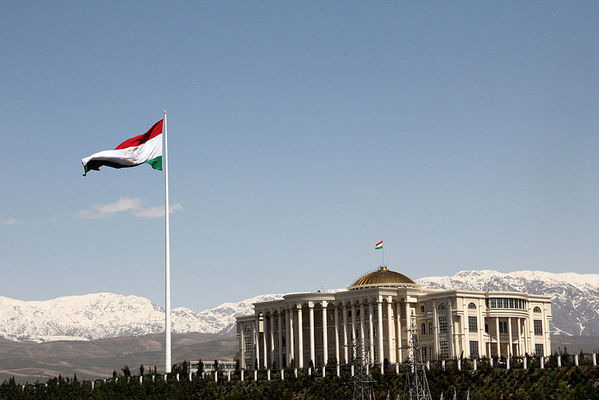 Саудовская Аравия побила рекорд Таджикистана по высоте флагштока