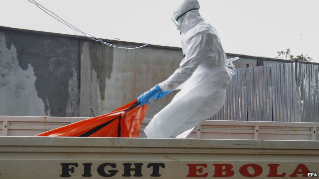 Таджикистан объявил «войну» Эболе