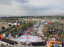 Эмомали Рахмон принял участие в карнавале в честь юбилея столицы