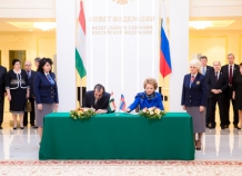 Верхние палаты парламентов Таджикистана и России подписали соглашение о сотрудничестве