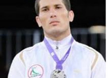 Таджикский борец завоевал золото на соревнованиях по вольной борьбе в Кыргызстане