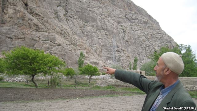 В Исфаре обсуждают пограничные вопросы между Таджикистаном и Кыргызстаном