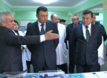 Премьер-министр ознакомился с условиями труда таджикских ученых