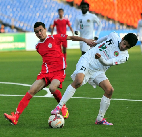 В Таджикистане внесли корректировки в календарь оставшихся матчей чемпионата страны
