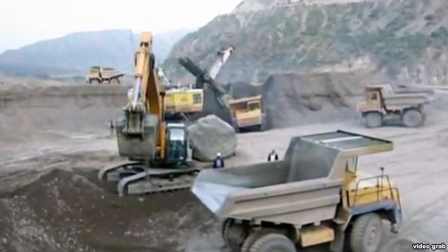 Пока Кыргызстан ждет, Таджикистан строит Рогунскую ГЭС