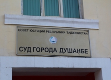 Адвокат Ш. Кудратова попросил суд убрать из обвинения статью «Дача взятки»