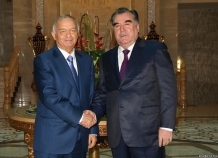 Дипломаты обсудили реализацию договоренностей, достигнутых Э. Рахмоном и И. Каримовым