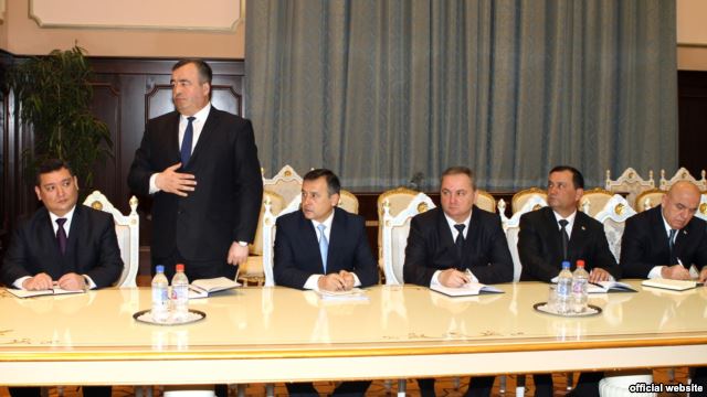 Президент Таджикистана произвел кадровые изменения