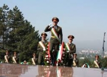 Таджикистан отмечает годовщину образования Вооруженных сил