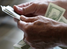 Нацбанк грозит наказанием за нарушение норм об использовании иностранной валюты