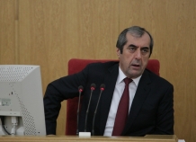 Бессменный спикер верхней палаты парламента Таджикистана снова выдвинут в сенаторы