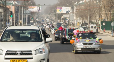 В Душанбе прошёл первый конкурс «Авто Бону-2015»