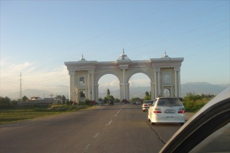 Иногородний транспорт в Душанбе больше не пустят