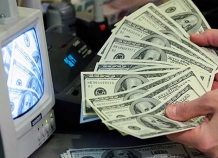 В Душанбе за сутки доллар подорожал почти на 1%