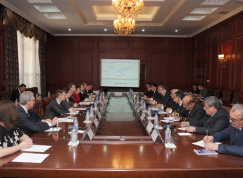 В МИД Таджикистана прошла встреча с представителями Госдепа и Пентагона