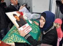 Семья убитого оппозиционера Умарали Кувватова перебралась на Запад