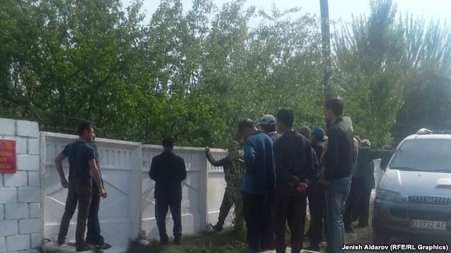 Кыргызстан заводит против 7 граждан Таджикистана уголовные дела