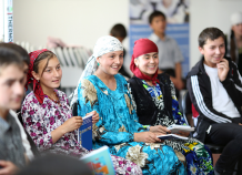Население Таджикистана является наиболее молодым и быстро растущим в регионе ЕЦА