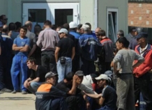 Таджикистан связывает снижение оттока своих мигрантов с ужесточением российского законодательства
