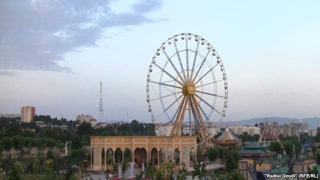 Парки и аттракционы Душанбе не доступны многим детям