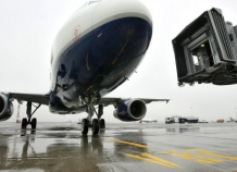 Самолет, летевший из Новосибирска в Душанбе, был вынужден экстренно сесть в Барнауле