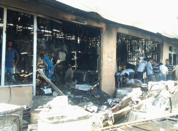 Пожар рядом с крупнейшим рынком Согда. Сгорели магазины бытовой техники