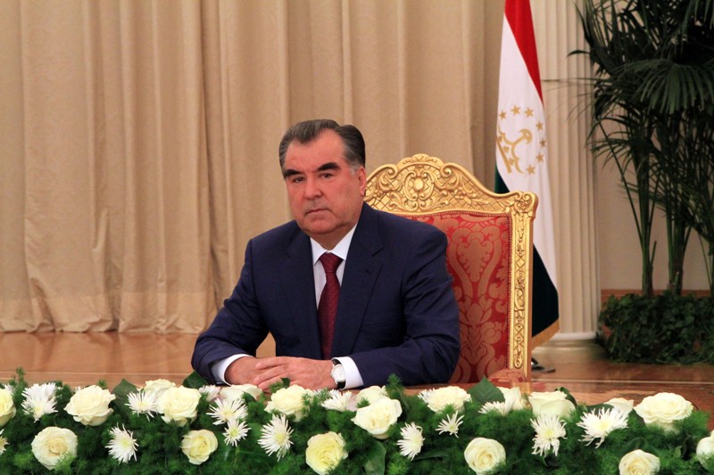 Поздравительное послание Президента Республики Таджикистан Эмомали Рахмона по случаю священного праздника