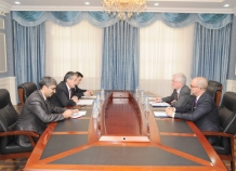 Представители УВКБ ООН посетили МИД Таджикистана