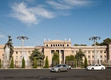Обвиненного в коррупции сотрудника исполнительного аппарата президента Таджикистана осудили на 5 лет